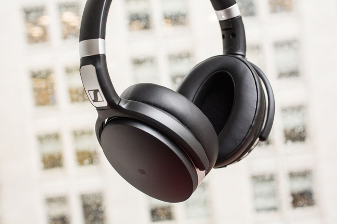 Những mẫu tai nghe “khử ồn” tốt nhất mà bạn nên mua để đi máy bay, tàu xe