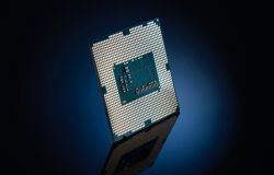CPU hàng khủng của Intel là i9-9900K và i7-9700K đã lộ giá